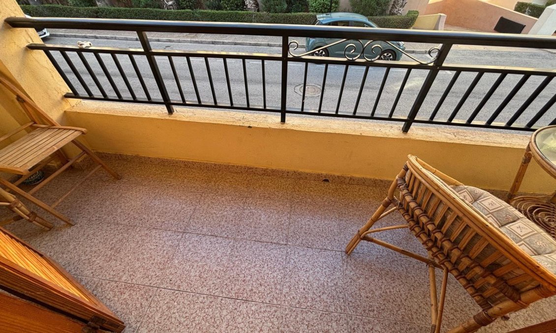 Resale - Apartment -
Torrevieja - Los Frutales
