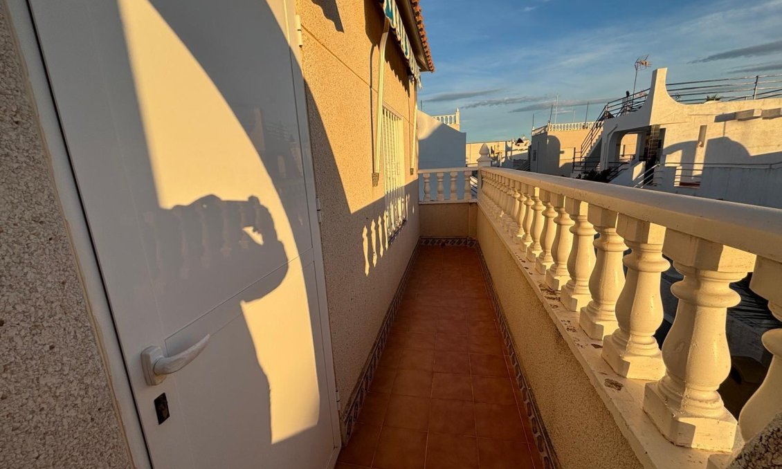 Wiederverkauf - Semi Detached -
Torrevieja - Carrefour