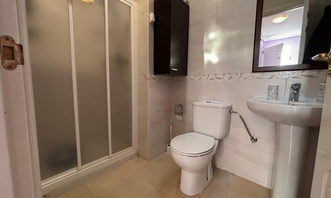 Wiederverkauf - Semi Detached -
Torrevieja - Carrefour