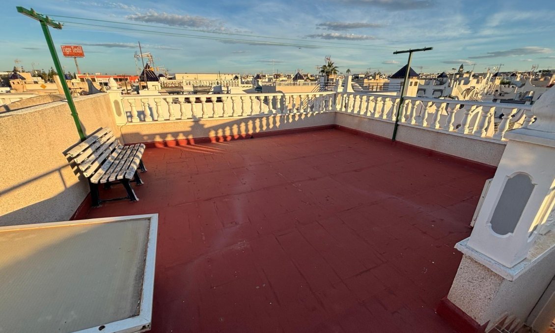 Wiederverkauf - Semi Detached -
Torrevieja - Carrefour