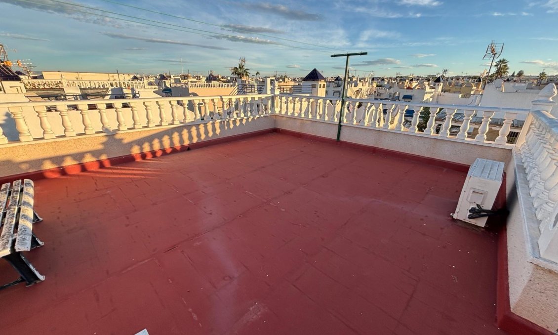 Wiederverkauf - Semi Detached -
Torrevieja - Carrefour