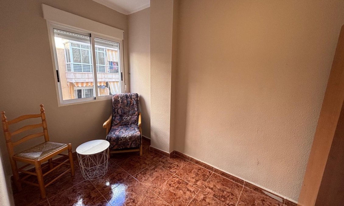 Resale - Apartment -
Torrevieja - Playa del Cura