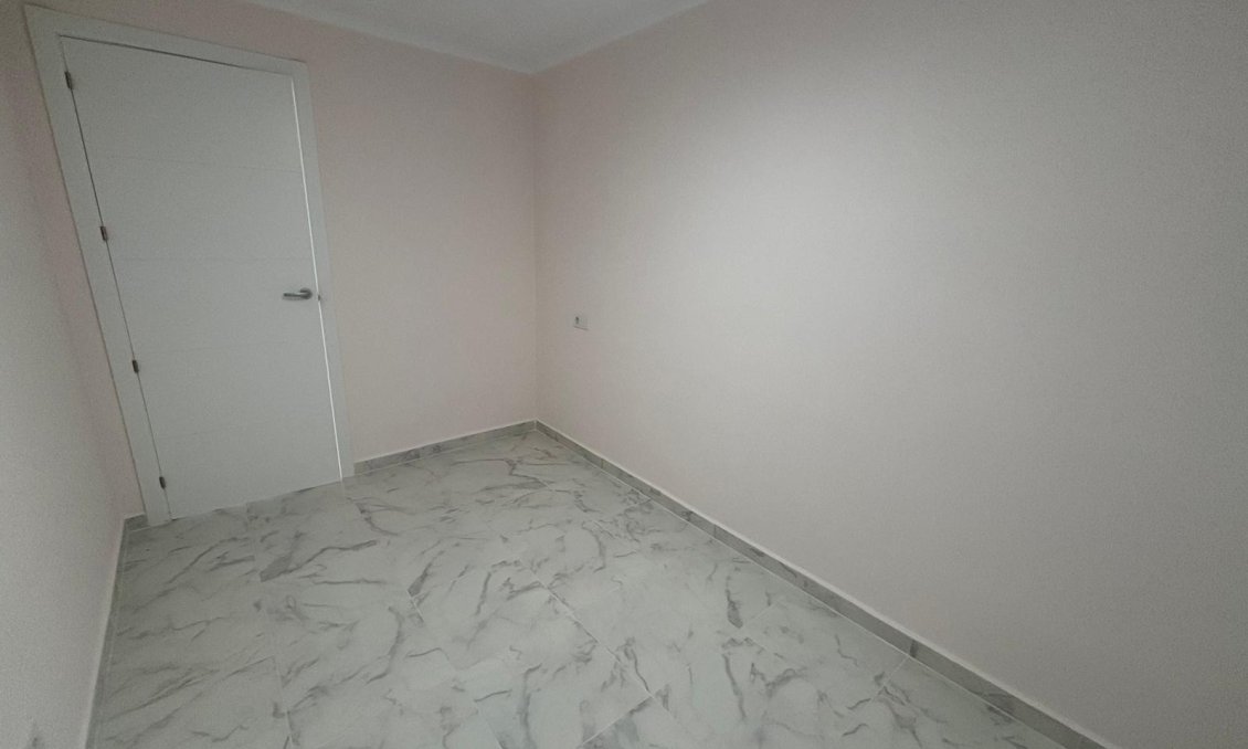 Resale - Penthouse -
Torrevieja - Acequion
