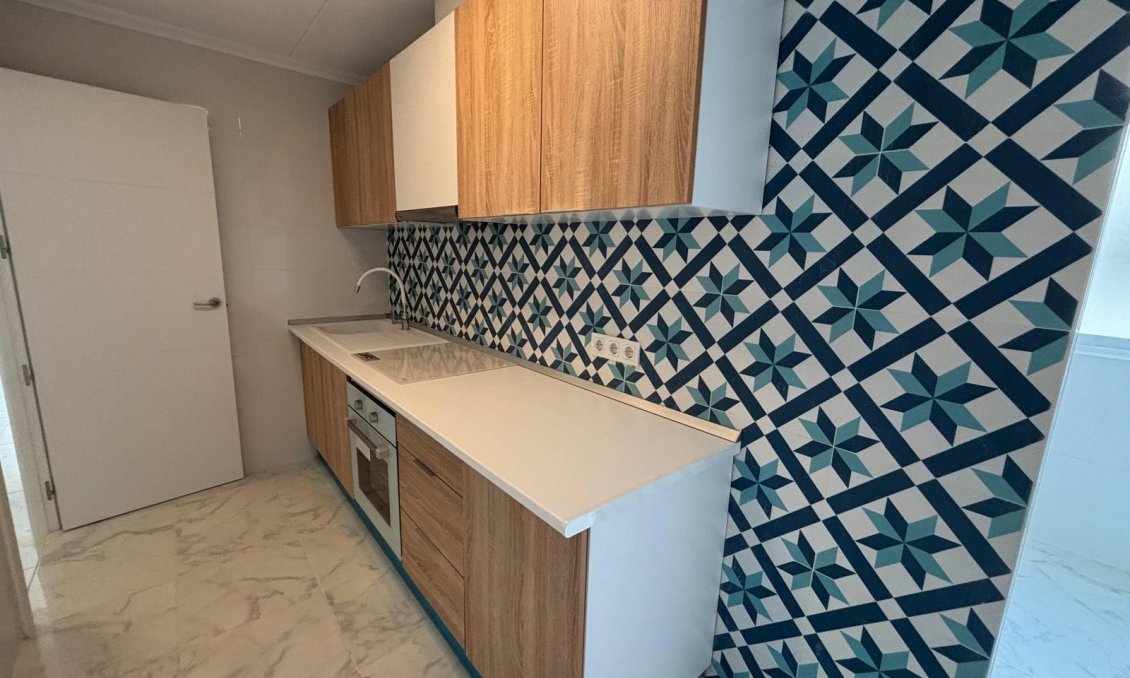 Resale - Penthouse -
Torrevieja - Acequion