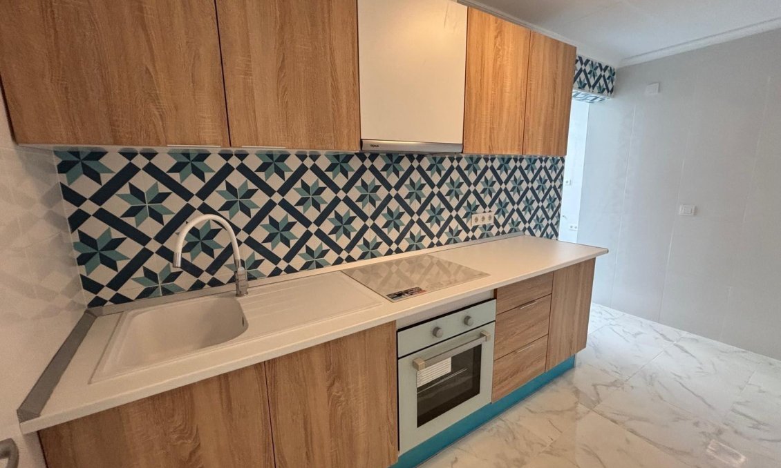 Resale - Penthouse -
Torrevieja - Acequion