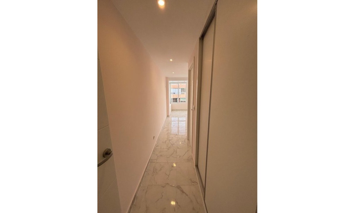 Resale - Penthouse -
Torrevieja - Acequion