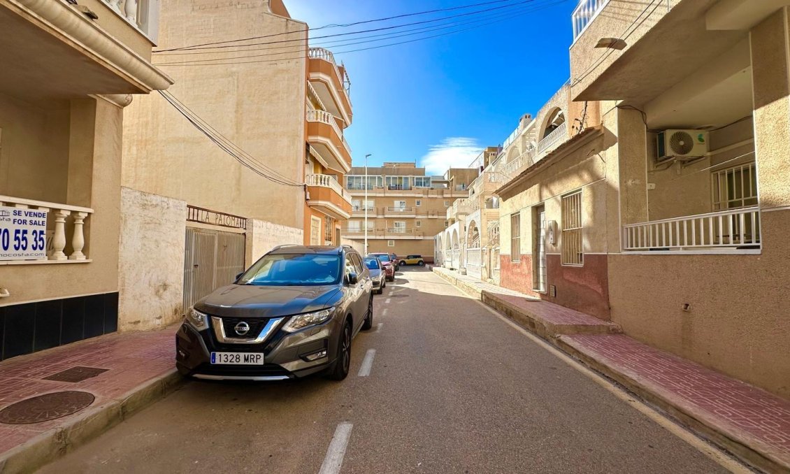 Wiederverkauf - Wohnung -
Torrevieja - La Mata Pueblo