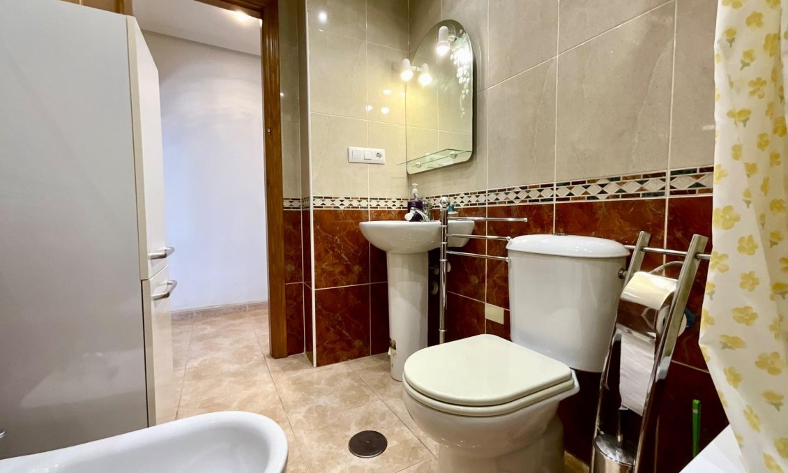 Resale - Apartment -
Torrevieja - PARQUE DE LAS NACIONES