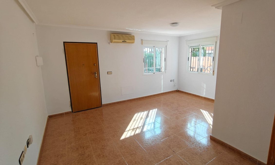 Wiederverkauf - Duplex -
Los Montesinos - Costa Blanca Sur