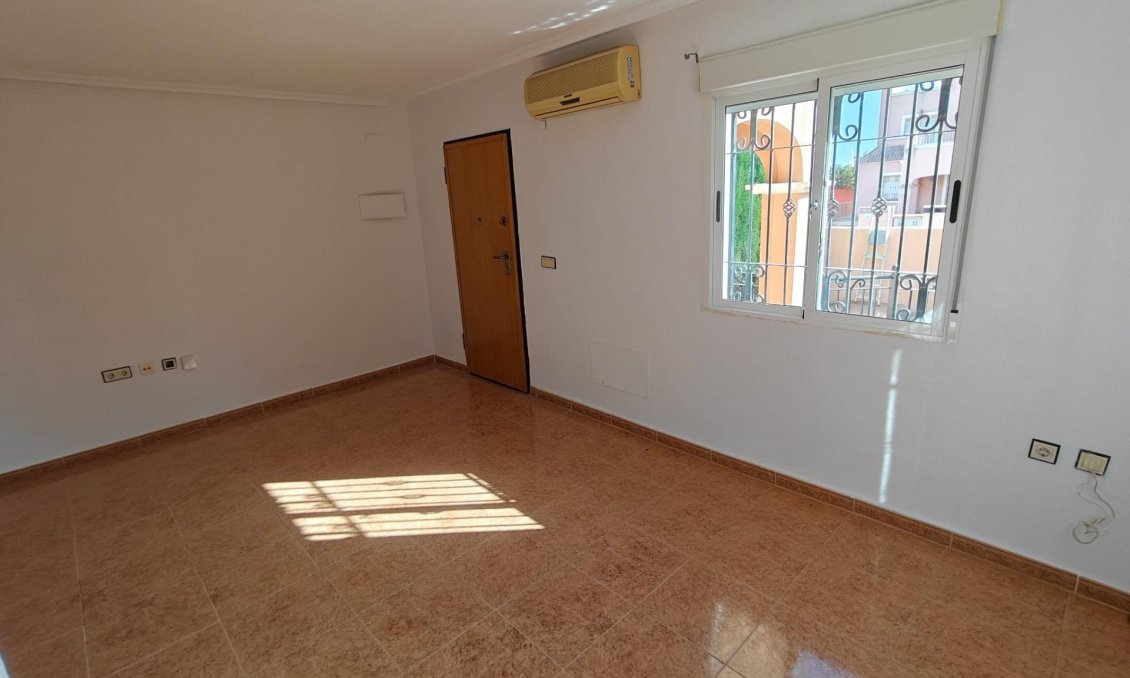 Wiederverkauf - Duplex -
Los Montesinos - Costa Blanca Sur