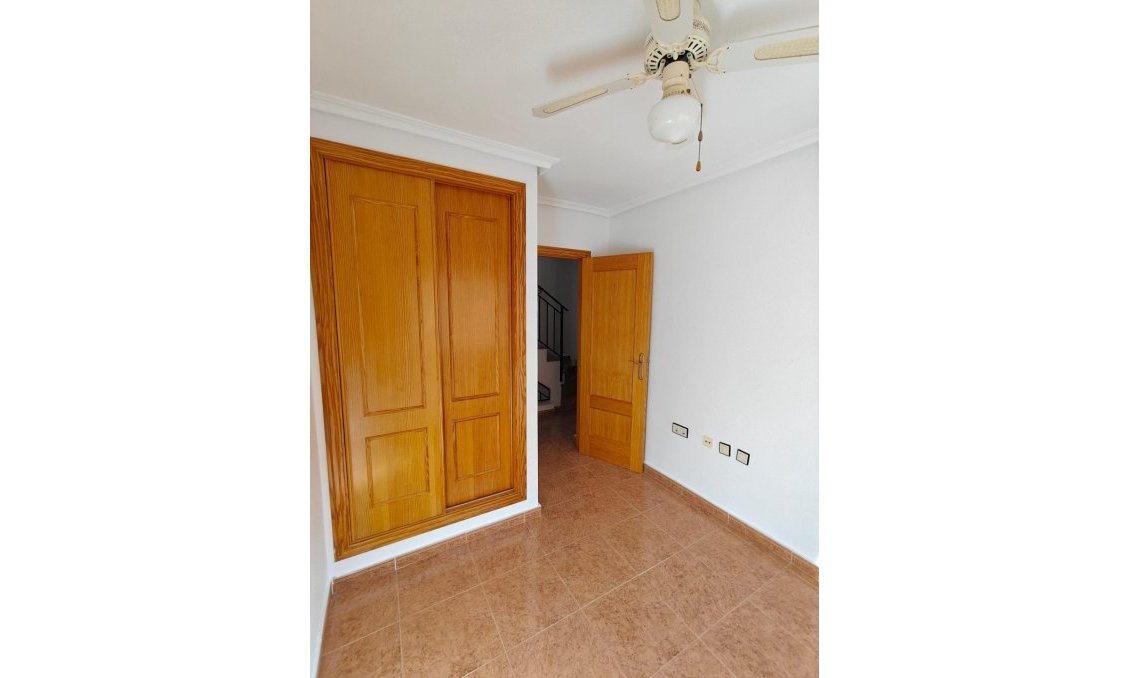 Wiederverkauf - Duplex -
Los Montesinos - Costa Blanca Sur