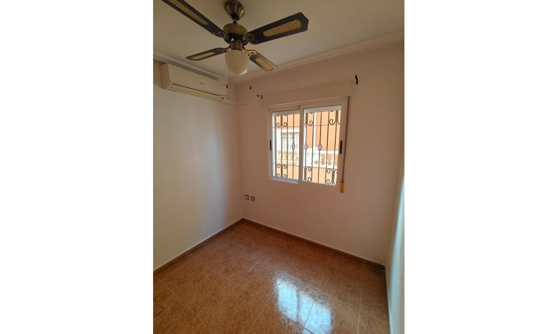 Wiederverkauf - Duplex -
Los Montesinos - Costa Blanca Sur