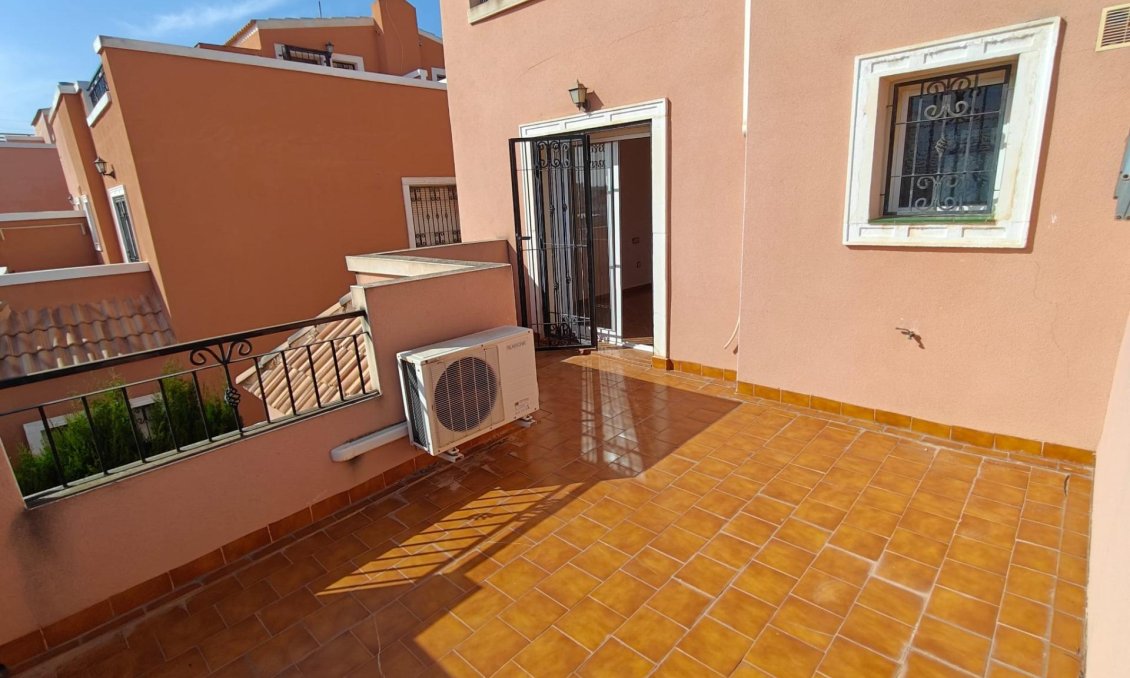 Wiederverkauf - Duplex -
Los Montesinos - Costa Blanca Sur