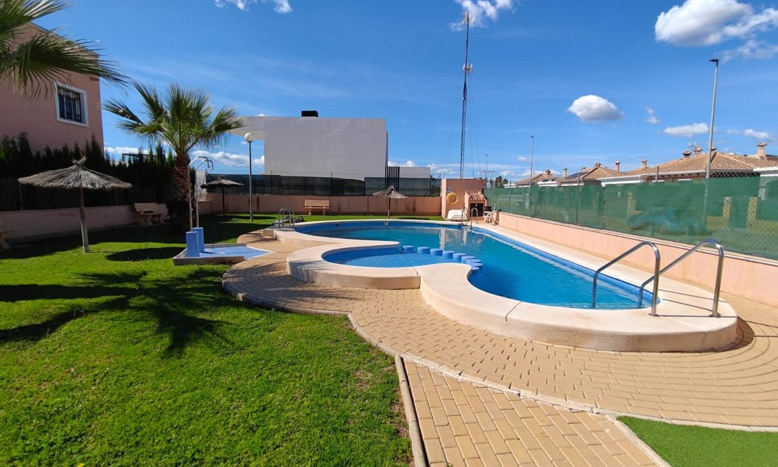 Wiederverkauf - Duplex -
Los Montesinos - Costa Blanca Sur