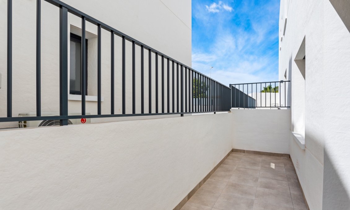 Wiederverkauf - Wohnung -
San Miguel de Salinas - Inland