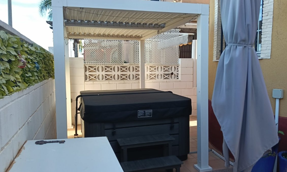 Resale - Villa -
Los Montesinos - Costa Blanca