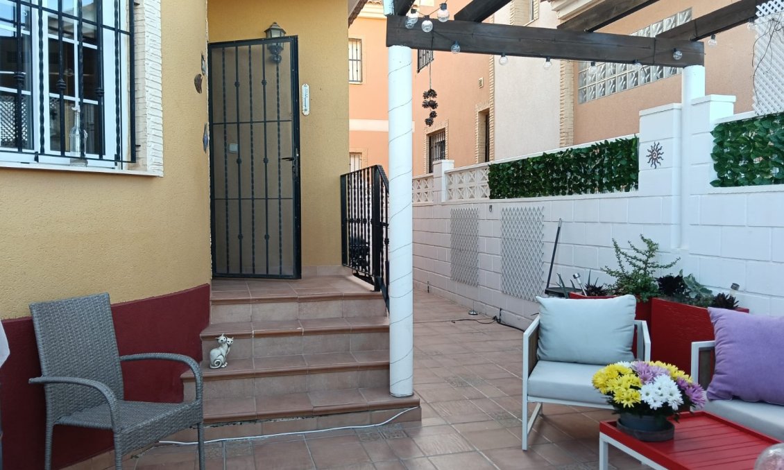 Resale - Villa -
Los Montesinos - Costa Blanca