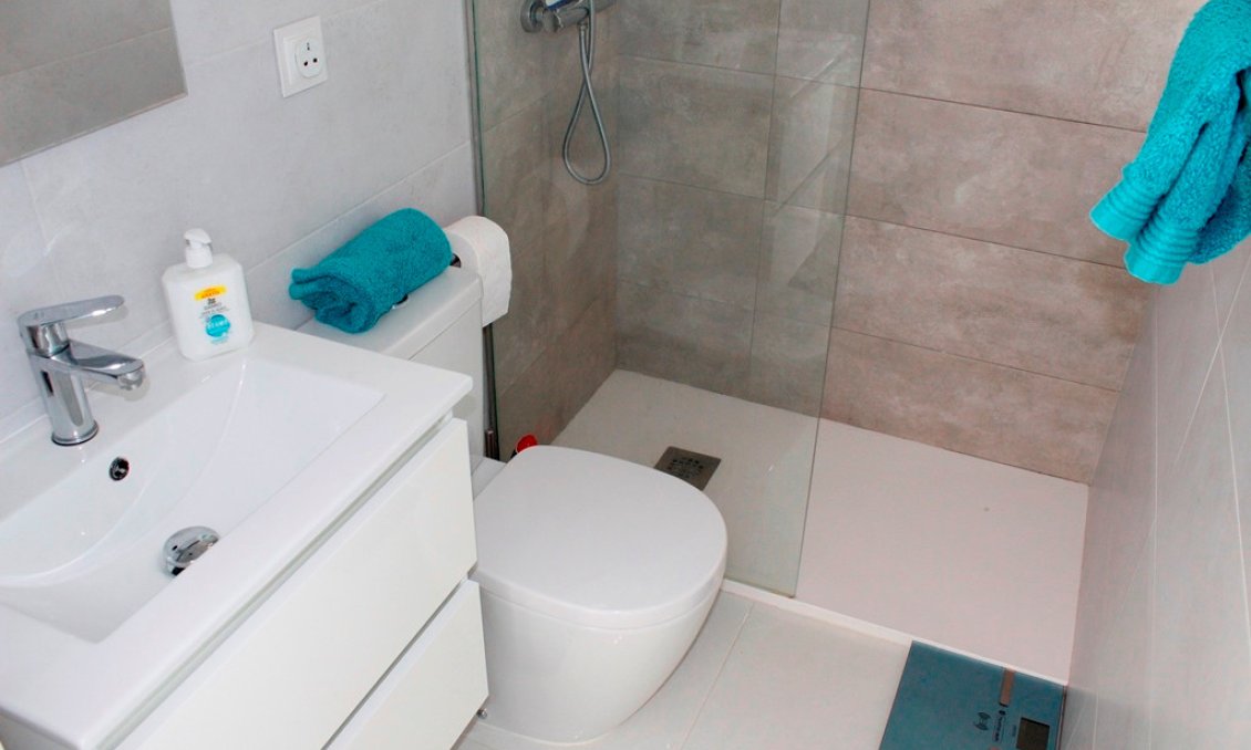 Használt Ingatlanok - Villa -
San Miguel de Salinas - Inland