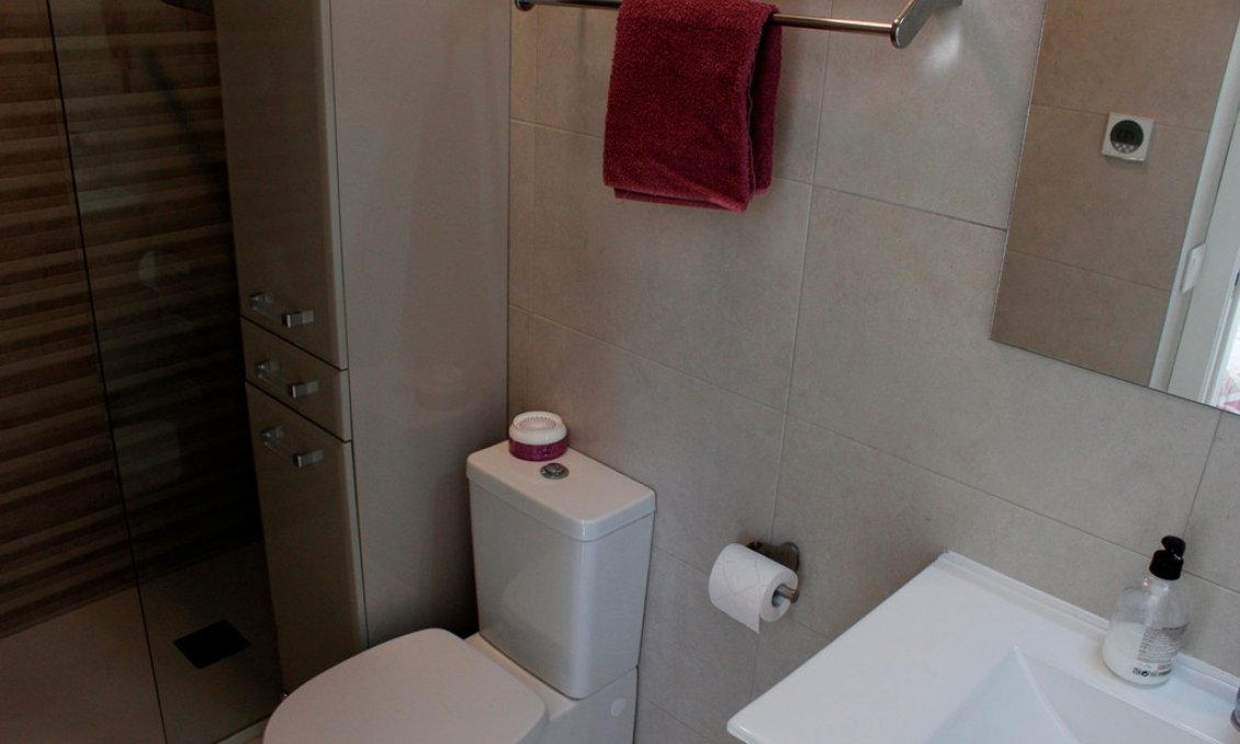 Használt Ingatlanok - Villa -
San Miguel de Salinas - Inland