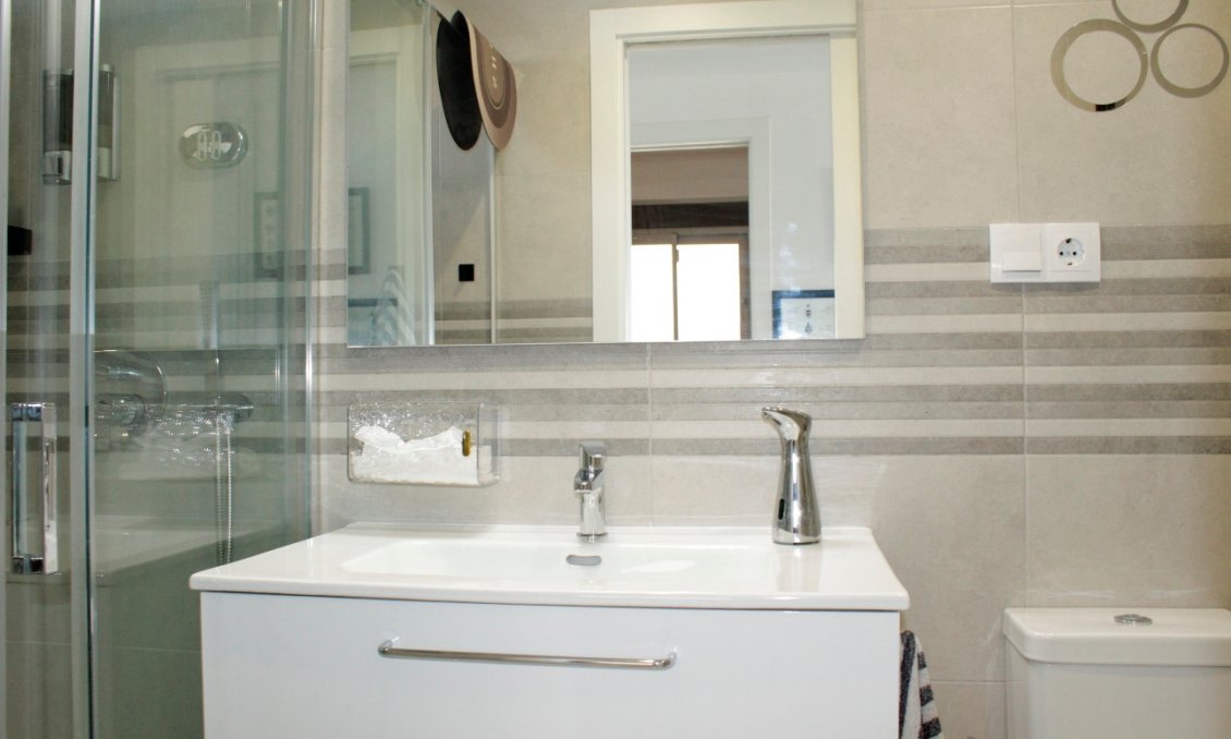 Segunda mano - Apartamento -
Orihuela Costa - Costa Blanca