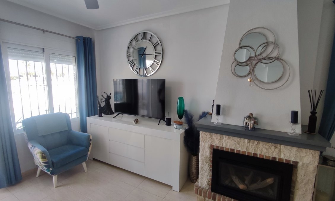 Resale - Villa -
Sucina - Inland