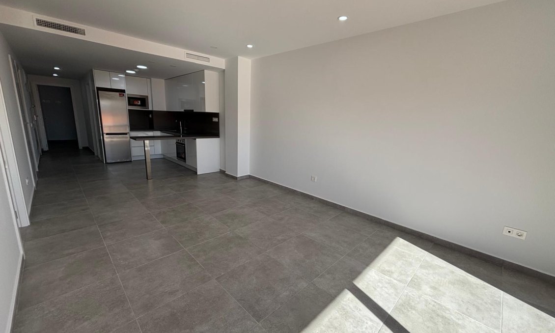 Resale - Apartment -
Torrevieja - Estacion De Autobuses