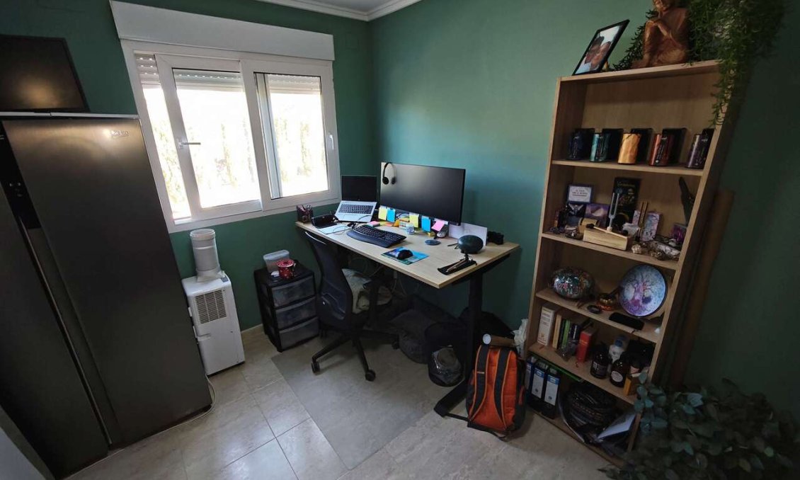 Resale - Villa -
Sax - Inland