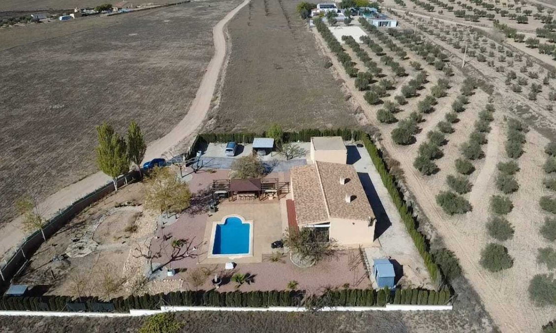 Resale - Villa -
Sax - Inland