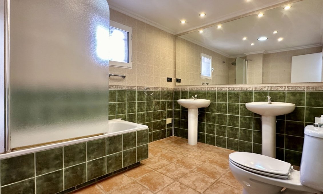 Wiederverkauf - Villa -
Orihuela Costa - Costa Blanca