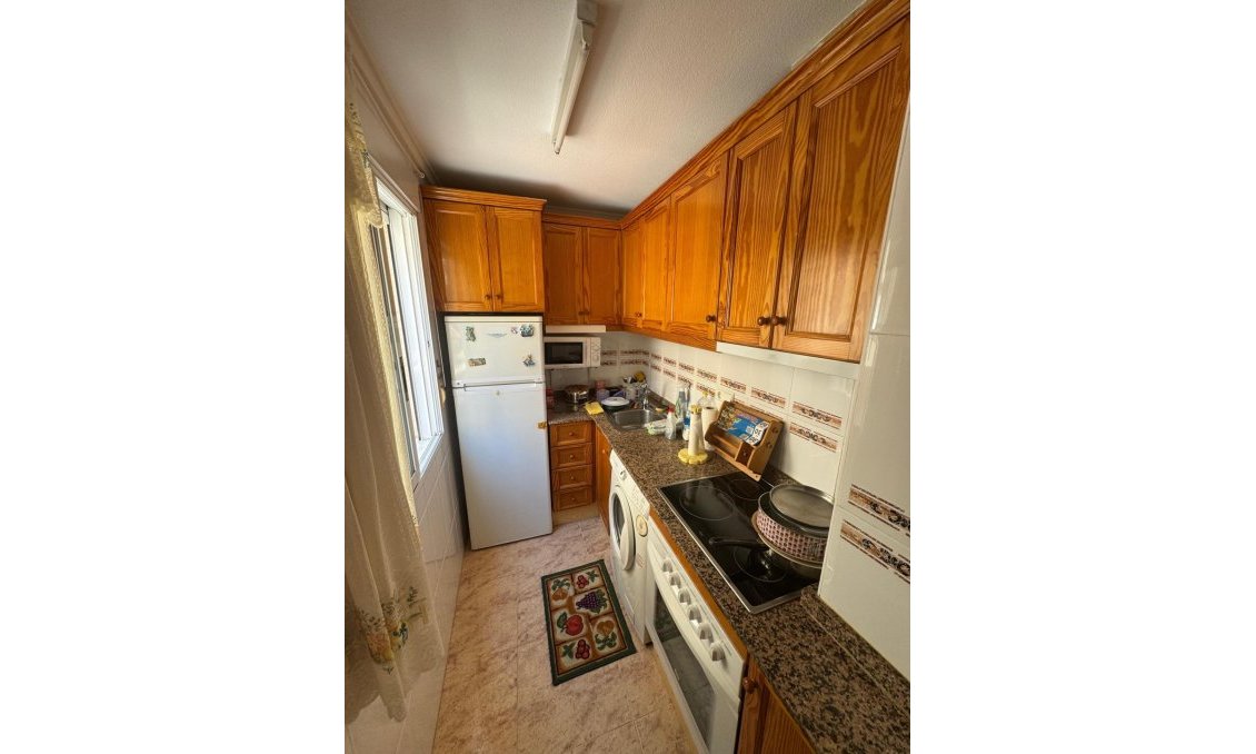 Resale - Apartment -
Torrevieja - Habaneras