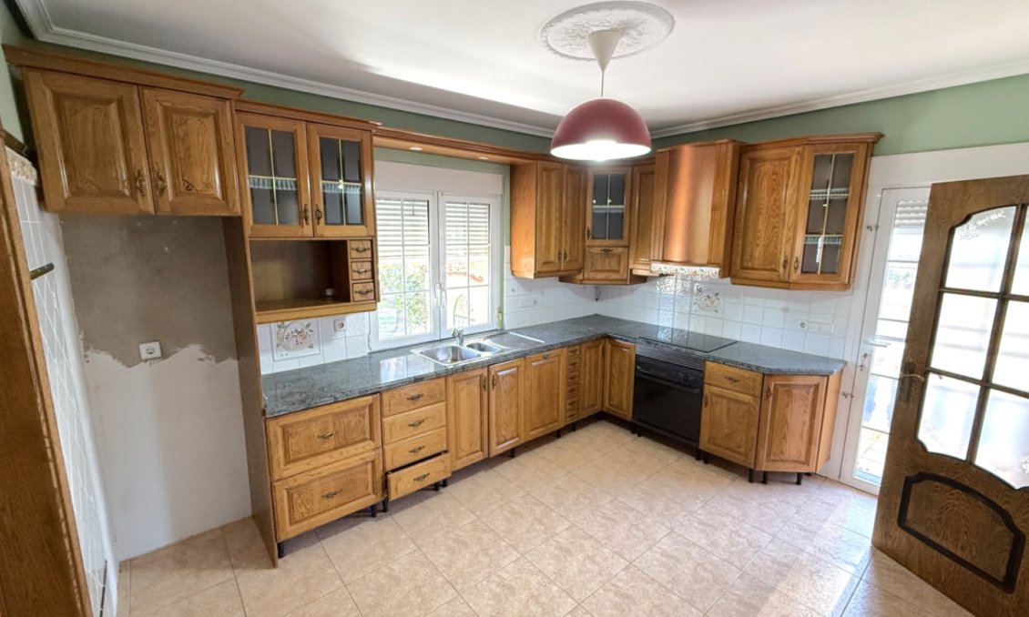 Resale - Villa -
Pilar de la Horadada - Costa Blanca