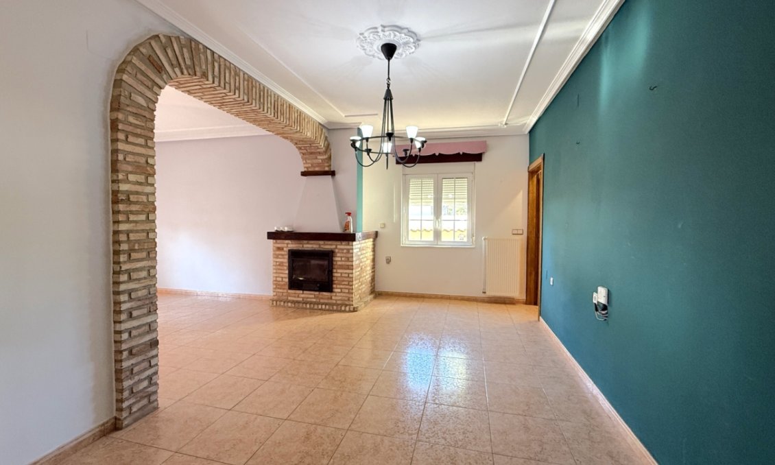 Resale - Villa -
Pilar de la Horadada - Costa Blanca