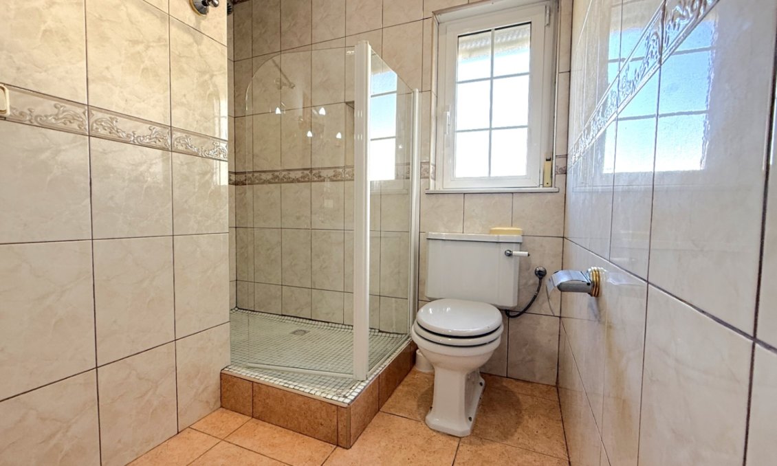 Resale - Villa -
Pilar de la Horadada - Costa Blanca