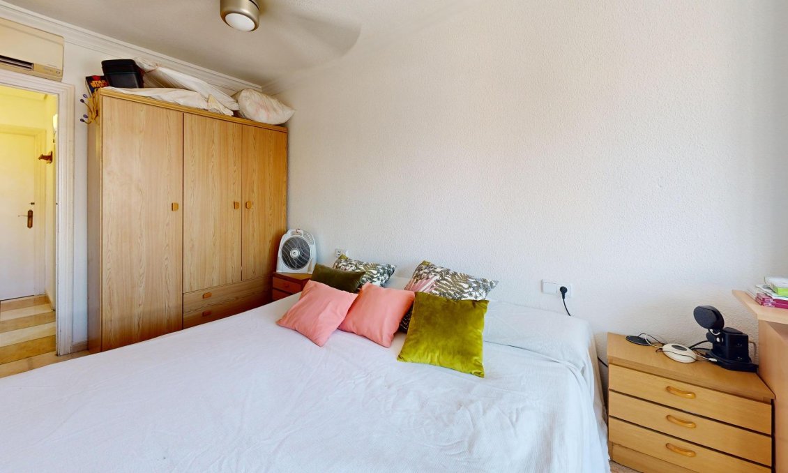 Resale - Apartment -
Torrevieja - Puerto Deportivo Marina Salinas