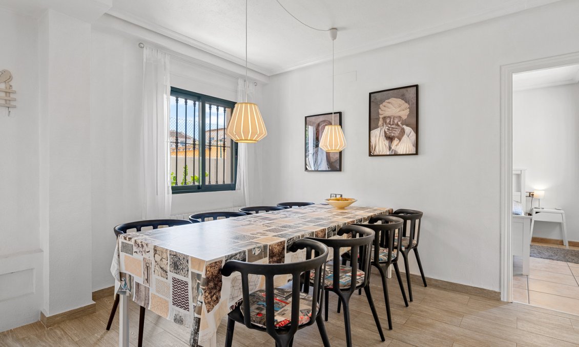 Használt Ingatlanok - Villa -
Algorfa - Inland