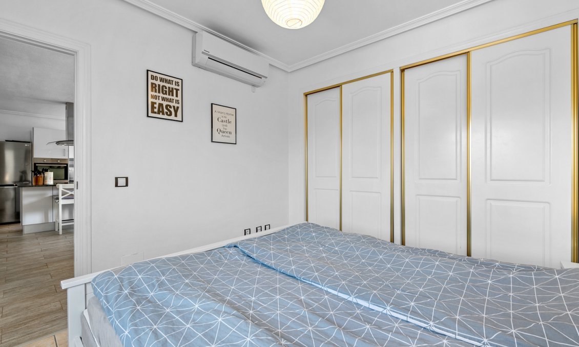 Használt Ingatlanok - Villa -
Algorfa - Inland