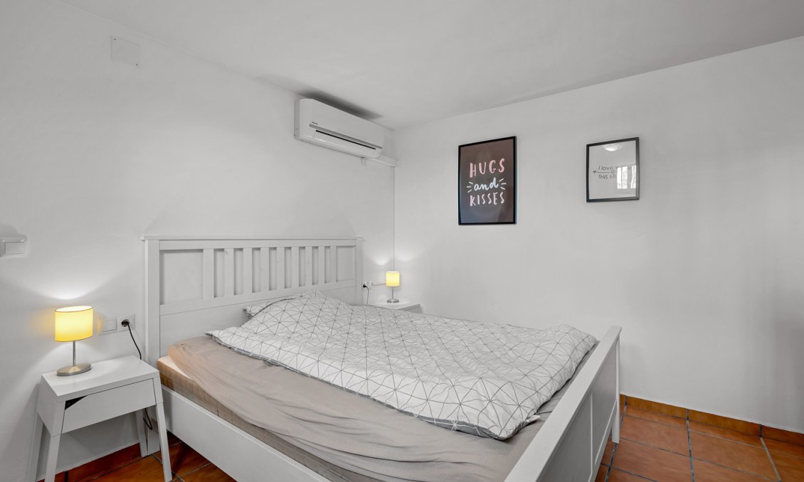 Használt Ingatlanok - Villa -
Algorfa - Inland