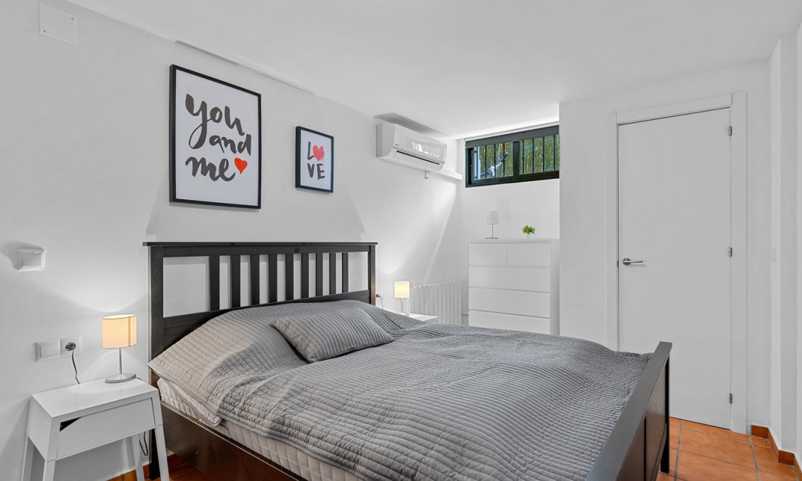 Használt Ingatlanok - Villa -
Algorfa - Inland