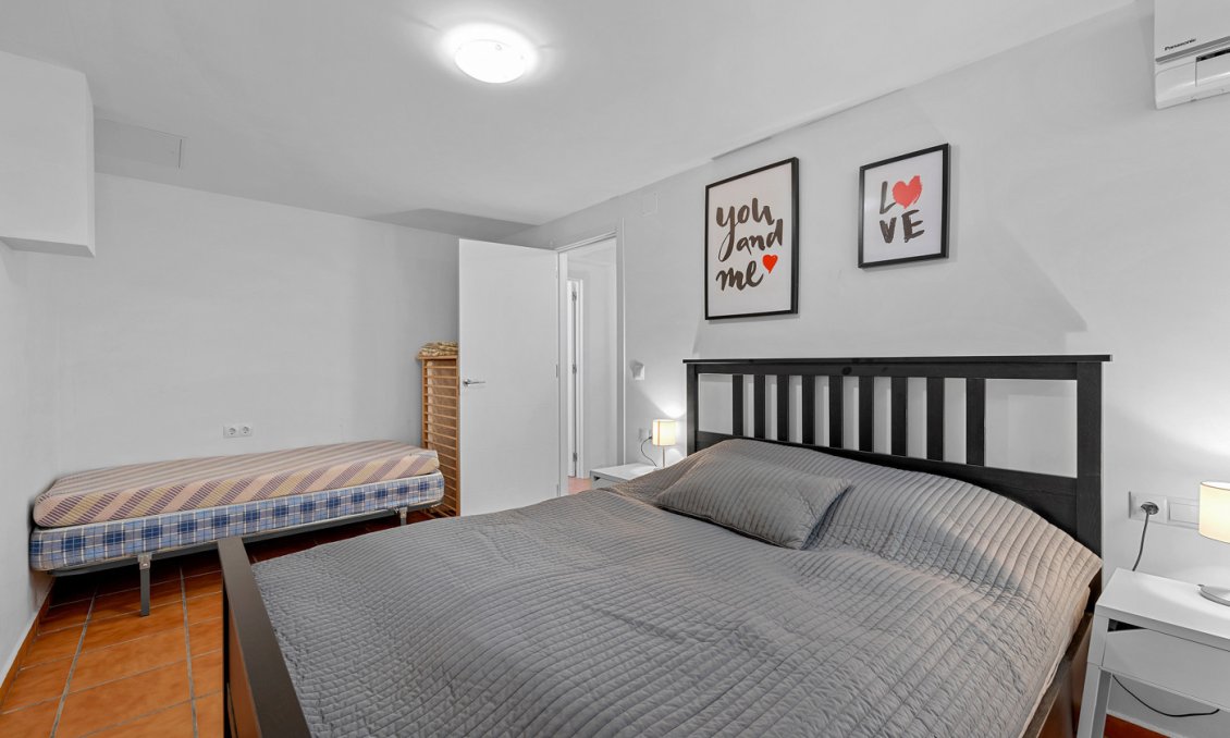 Használt Ingatlanok - Villa -
Algorfa - Inland