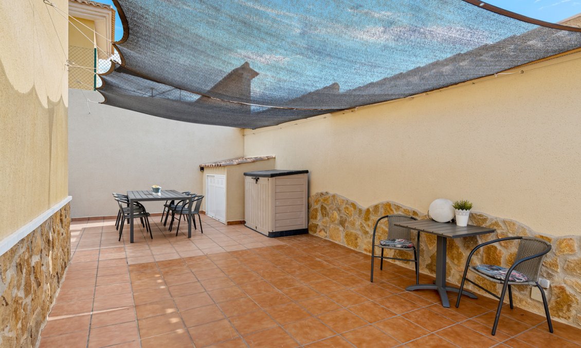 Használt Ingatlanok - Villa -
Algorfa - Inland