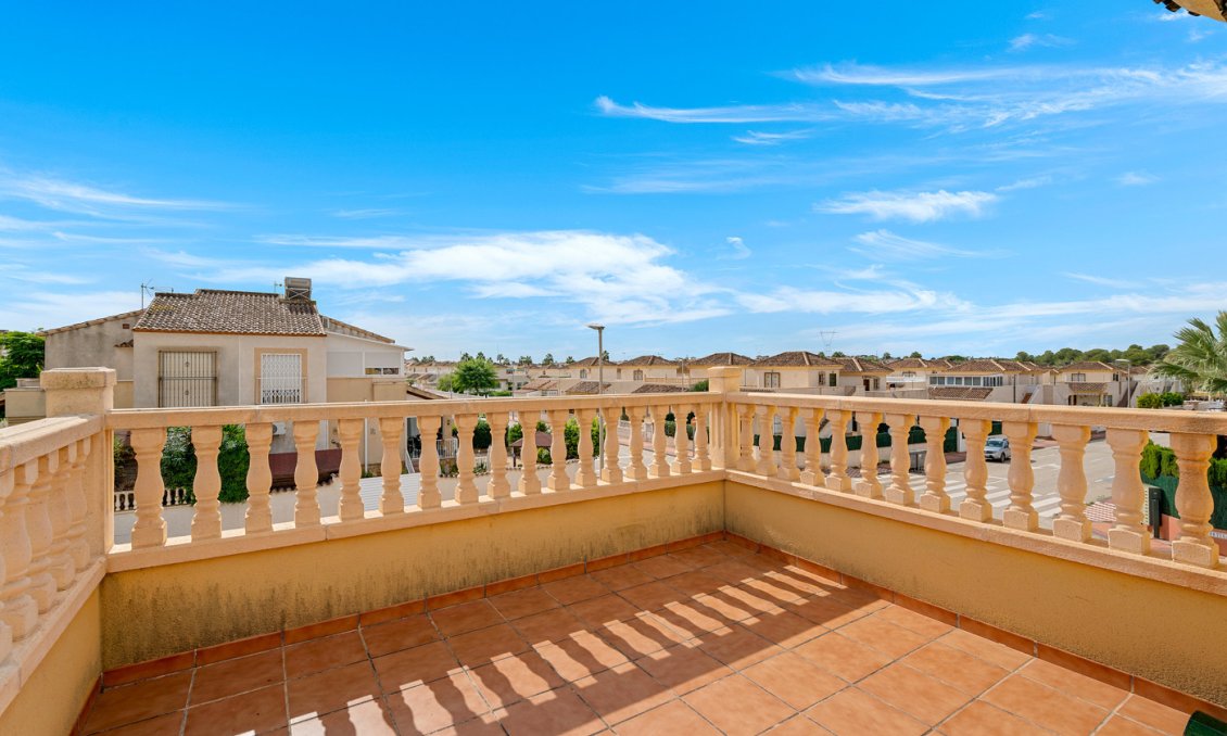 Használt Ingatlanok - Villa -
Algorfa - Inland