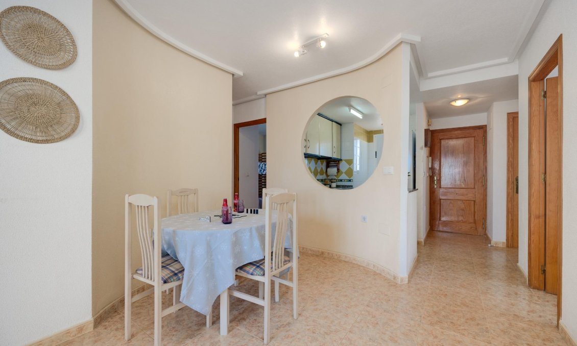 Resale - Apartment -
Torrevieja - La Veleta