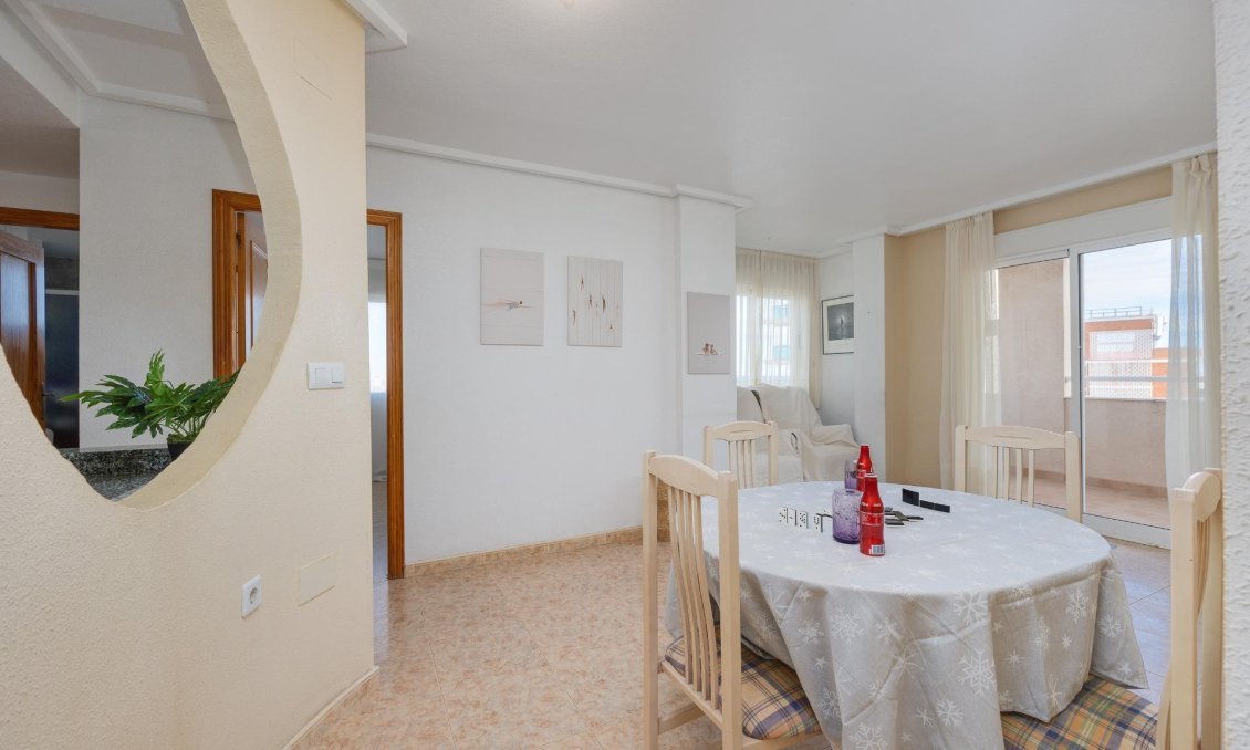 Resale - Apartment -
Torrevieja - La Veleta