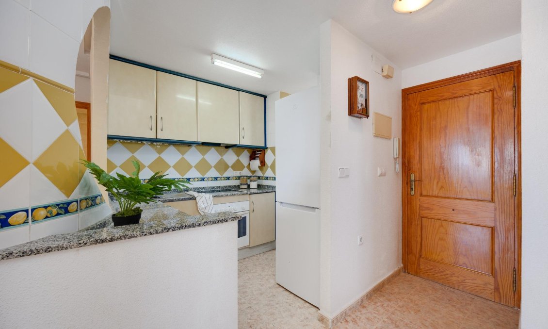 Resale - Apartment -
Torrevieja - La Veleta