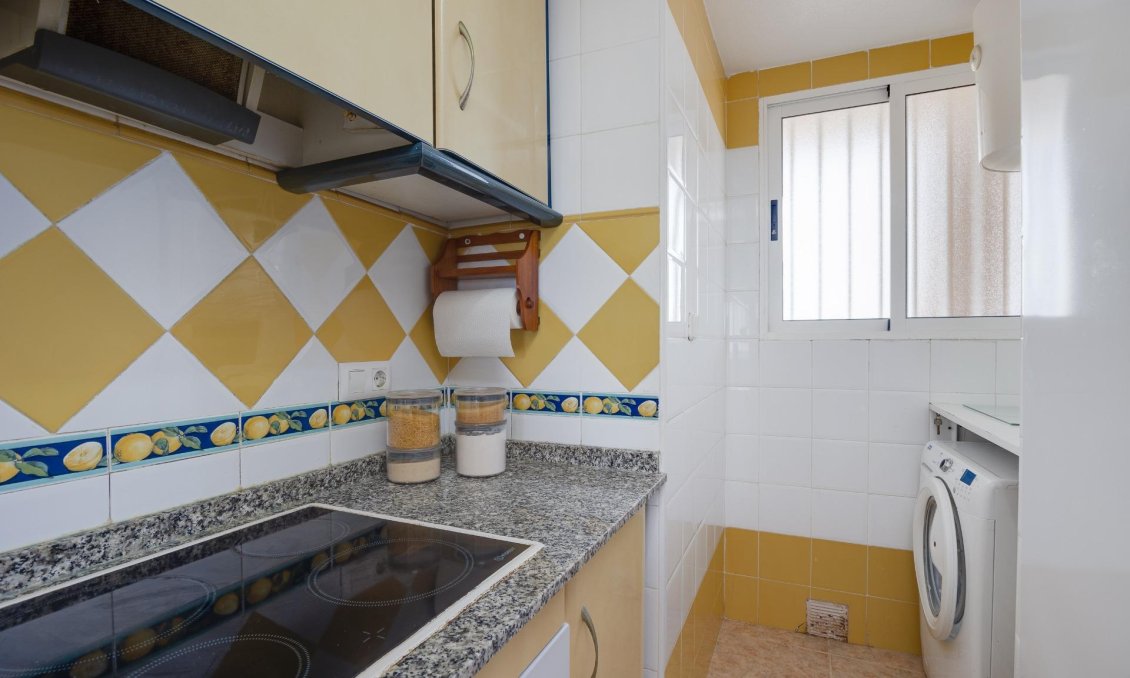 Resale - Apartment -
Torrevieja - La Veleta
