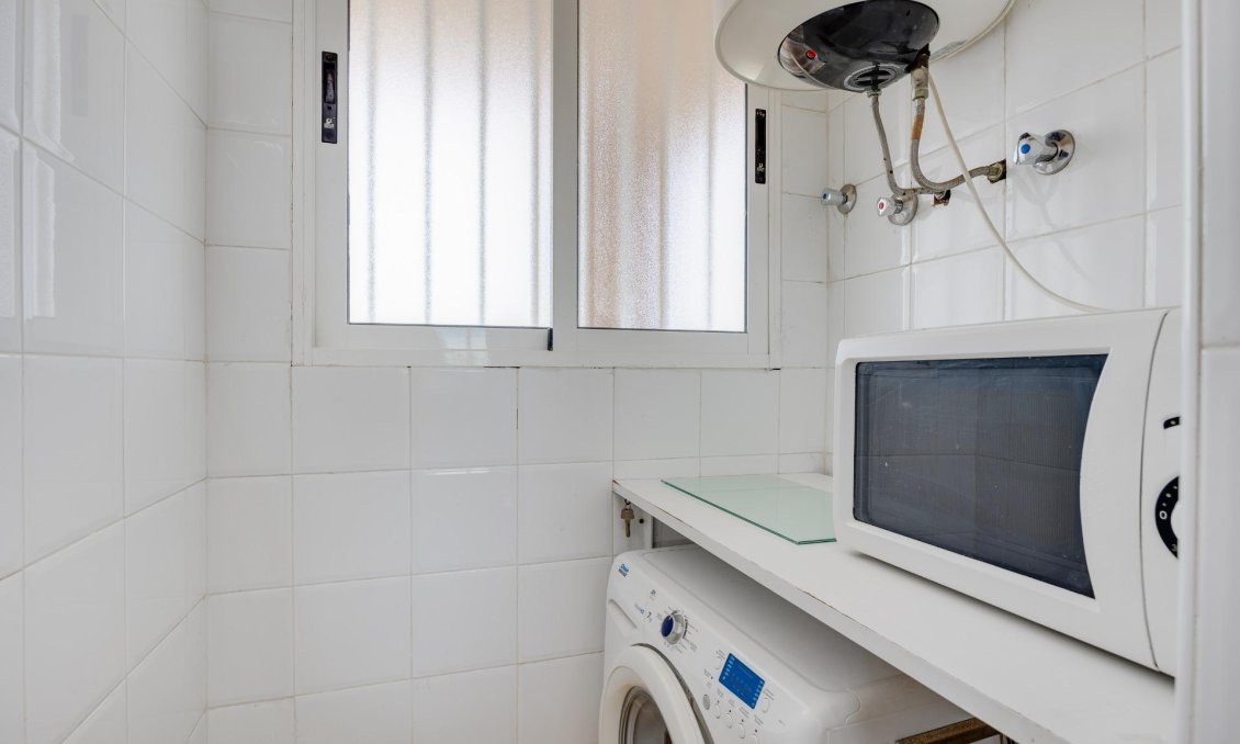 Resale - Apartment -
Torrevieja - La Veleta