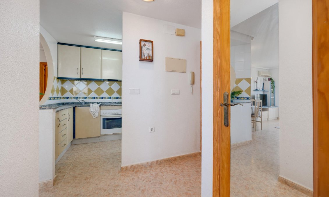 Resale - Apartment -
Torrevieja - La Veleta