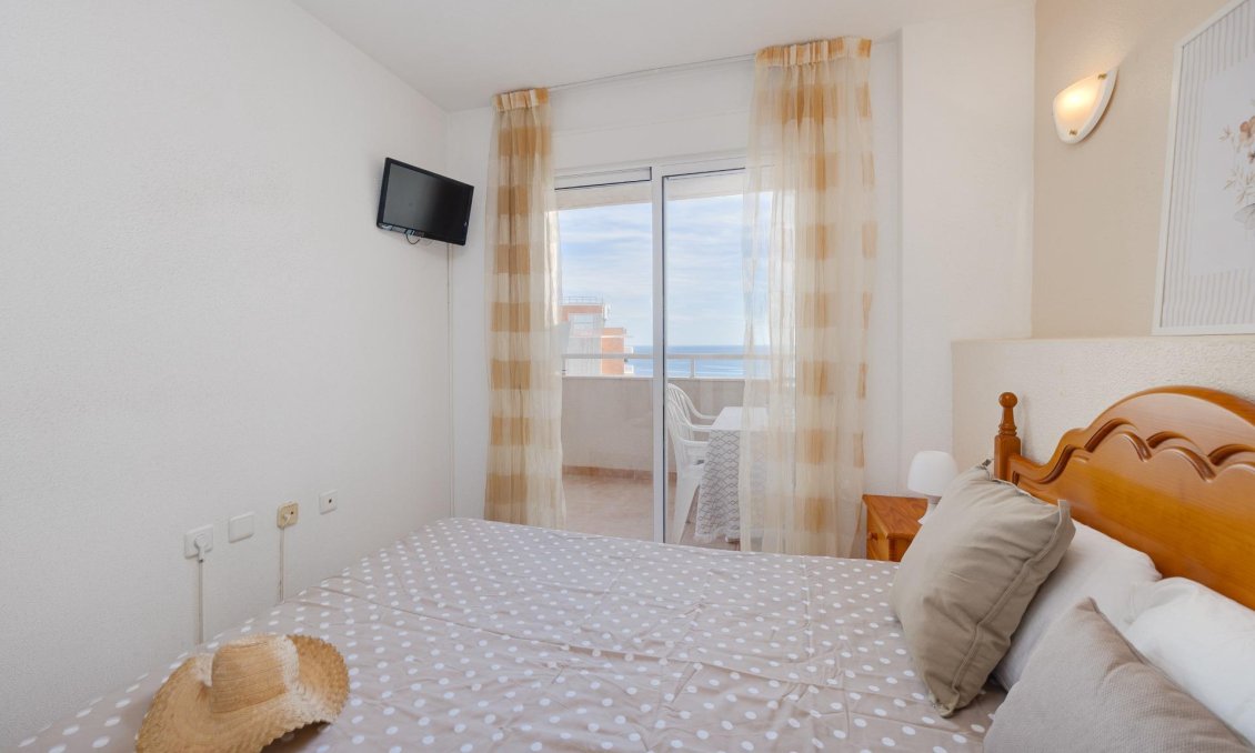 Resale - Apartment -
Torrevieja - La Veleta