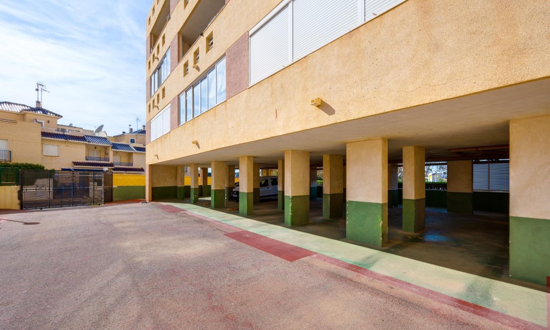 Resale - Apartment -
Torrevieja - La Veleta