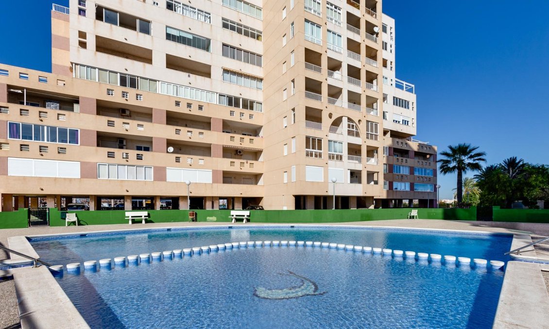Resale - Apartment -
Torrevieja - La Veleta